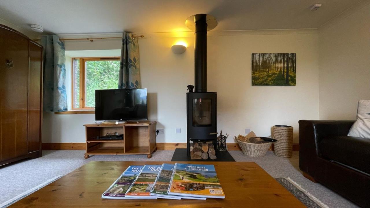 Kerrowdown Cottage-Self Catering For 4 In The Highlands Друмнадрочит Экстерьер фото